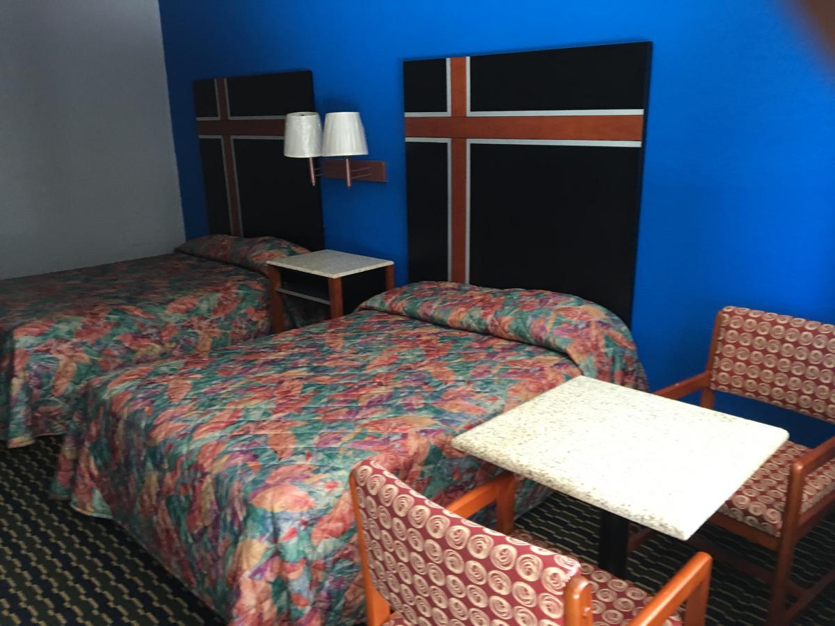 Fulton Inn Lodge West Экстерьер фото